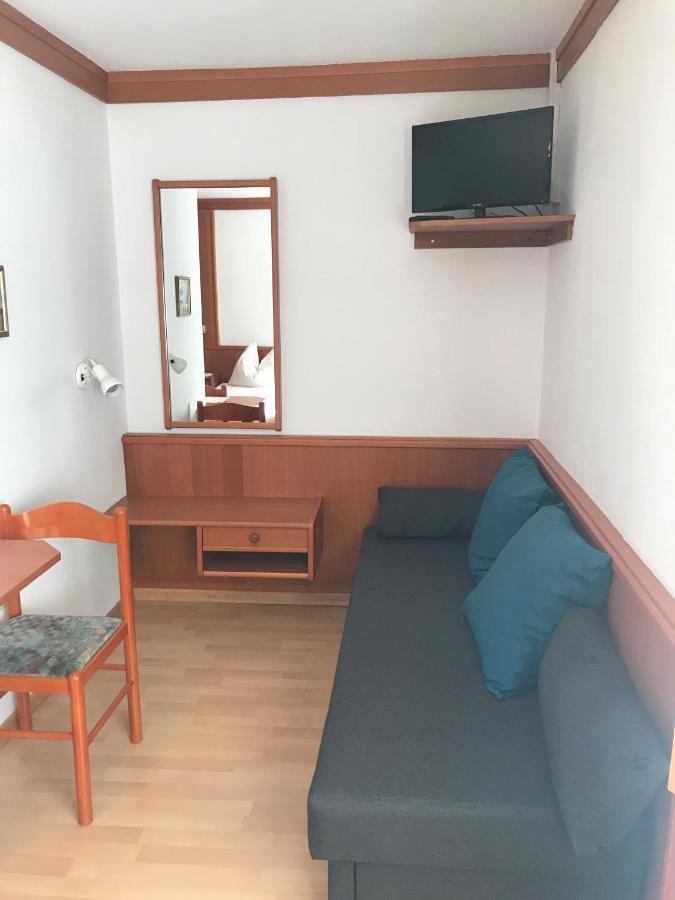אילמיץ Gaestehaus & Weingut Klein מראה חיצוני תמונה